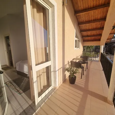 Vila Ama Bed & Breakfast