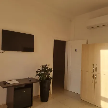 Ama فندق مبيت وإفطار Krujë