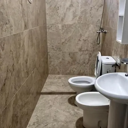 فندق مبيت وإفطار Ama Krujë