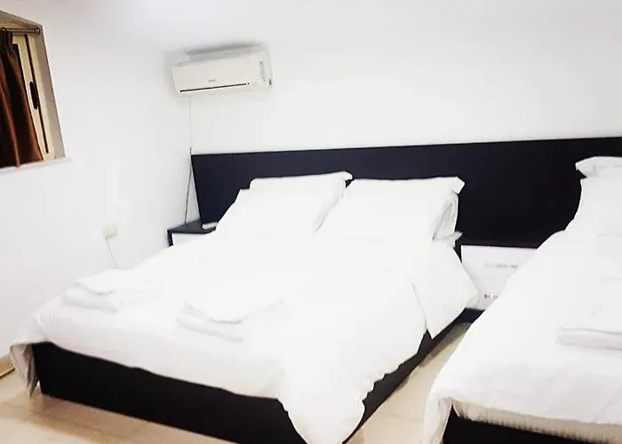 فندق مبيت وإفطار Ama