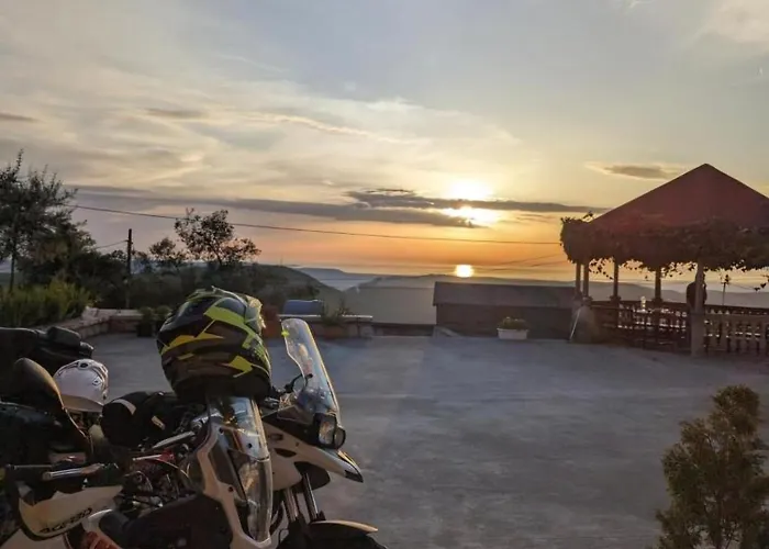 فندق مبيت وإفطار Ama 3*